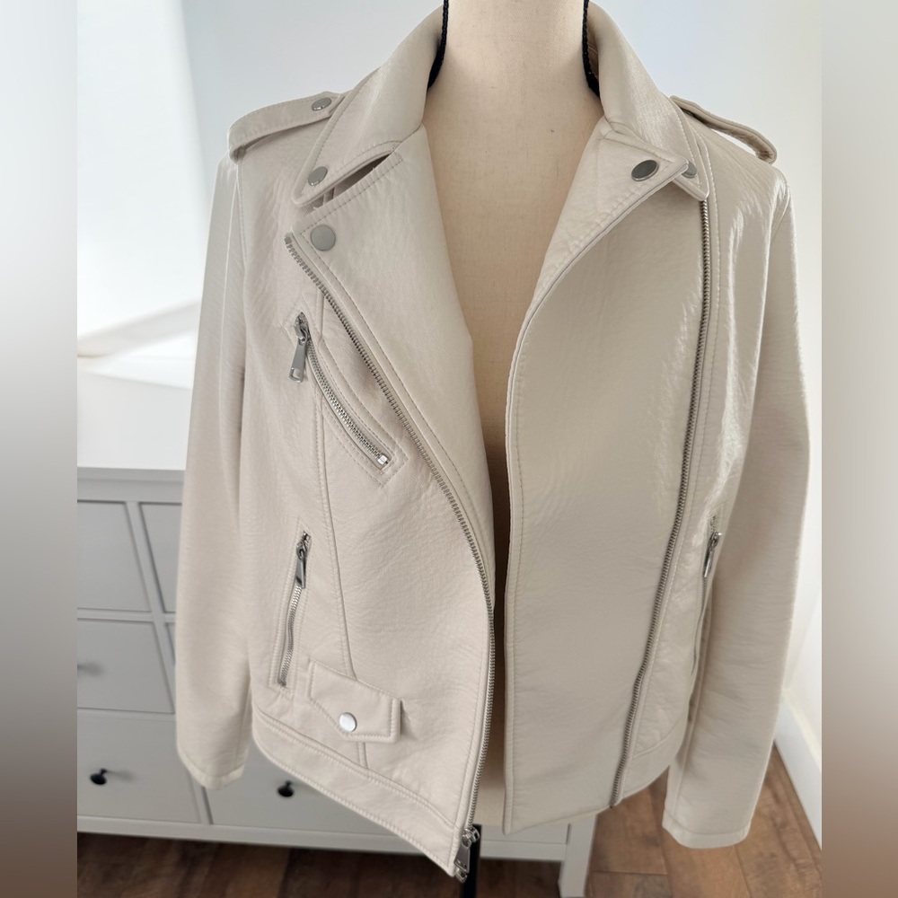 Express Women's Off-White Faux Leather Jacket